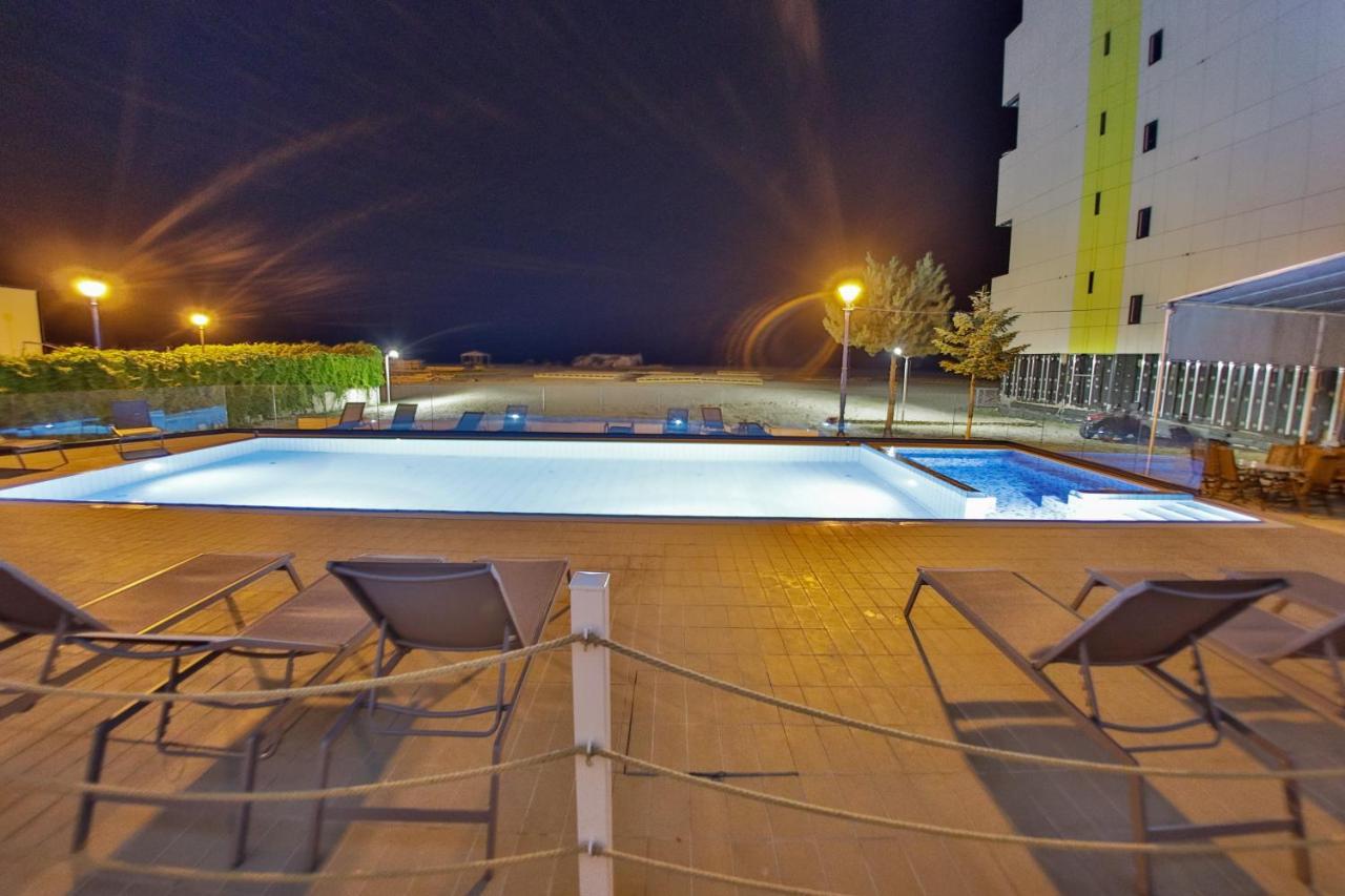 Jijo'S Hotel Мамая Екстериор снимка